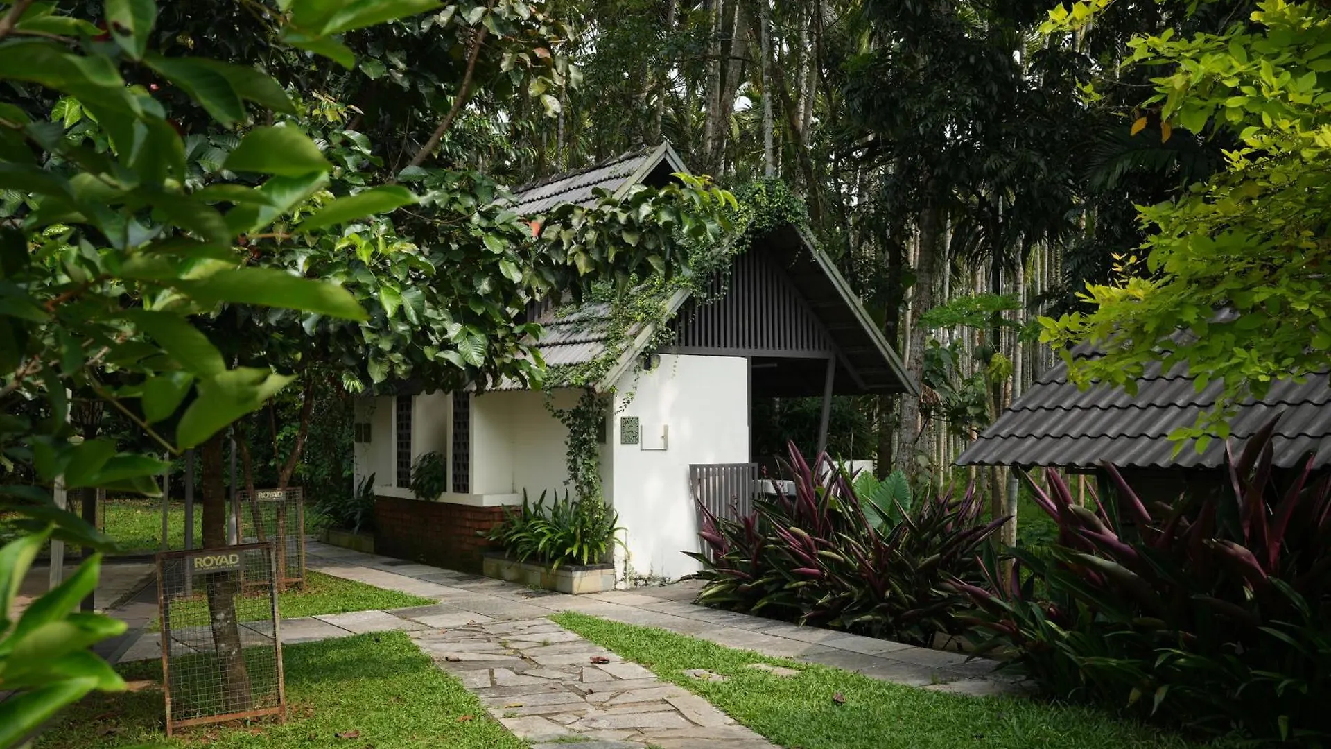 Royad Calicut Farm House - Premium Villa With Pool Inside A Farm  Kozhikode