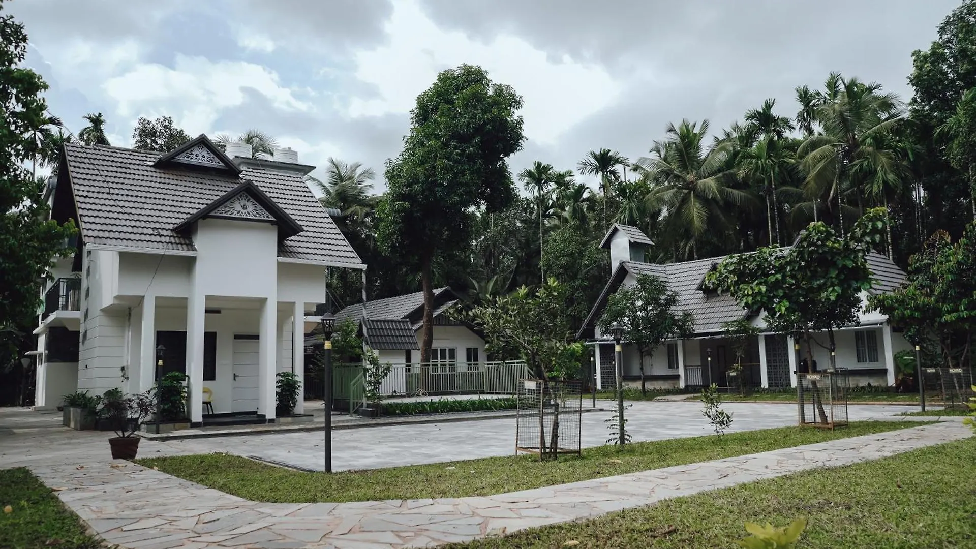 Royad Calicut Farm House - Premium Villa With Pool Inside A Farm 0*, Kozhikode
