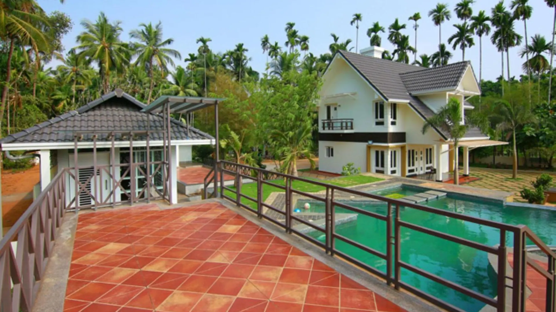 Royad Calicut Farm House - Premium Villa With Pool Inside A Farm India